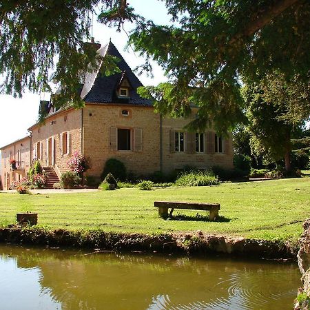 Gentilhommiere De Collonges Bed & Breakfast Prisse Bagian luar foto